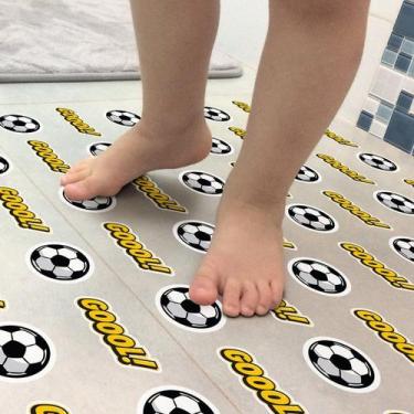 Imagem de Adesivo Piso Banheiro Antiderrapante Infantil Futebol Gol - Quartinhos