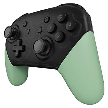 Imagem de eXtremeRate Cabo de substituição Matcha Green para controle Nintendo Switch Pro, capa de mão macia para controle Nintendo Switch Pro – Controle não incluído