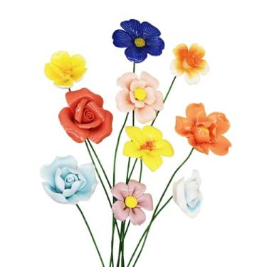 Imagem de Conjunto de 10 buquê de flores de cerâmica, arranjos florais decorativos feitos à mão, multicolorido, flores pastel, flores de argila artificial com hastes de arame para decoração de casa, presente