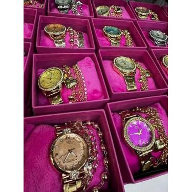 Imagem de Kit Relógio Feminino com Pulseira, Coleção de Relógios Dourados com Cristais, Mostrador Colorido, Caixa Presenteável Rosa