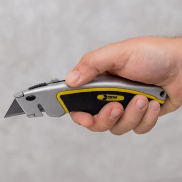 Imagem de Estilete Trapezoidal 18mm Com 5 Lâminas Emborrachado Preciso E Eficien