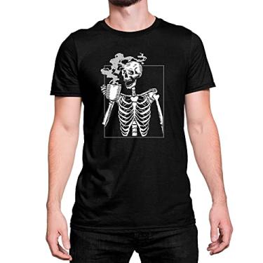 Imagem de Camiseta T-Shirt Caveira Esqueleto Tomando Café Coffe Cor:Preto;Tamanho:P