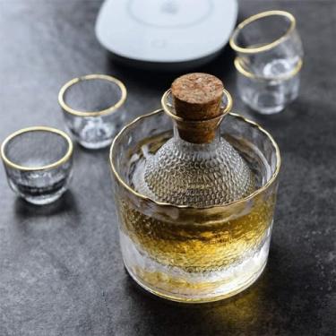 Imagem de JOEUQK Conjunto de saquê japonês, garrafa de saquê, pote de saquê, conjunto de 6 peças mais quentes com 4 copos de saquê, conjunto de taças de vinho para serviço de saquê quente/frio