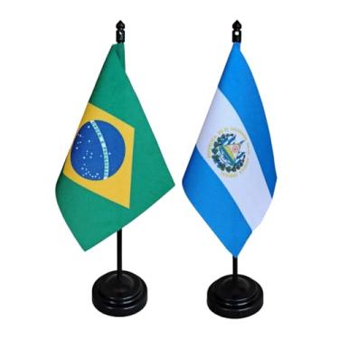 Imagem de Kit Bandeira de Mesa Brasil e El Salvador, 26cm Altura, 18x11cm, Multicolorido, Tecido Oxford, Base Plástica, para Escritório, Eventos, Decoração
