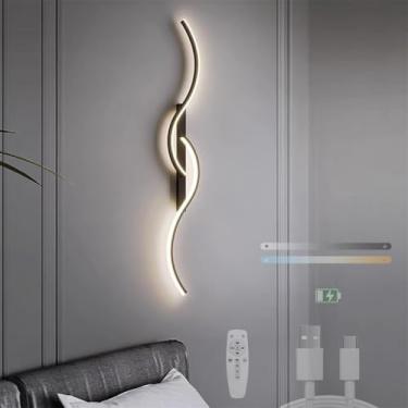 Imagem de Lâmpada de parede LED linear regulável com arandela de parede de controle remoto moderna alimentada por bateria recarregável por USB luz de parede interna sem fio de alumínio ondulada para sala de