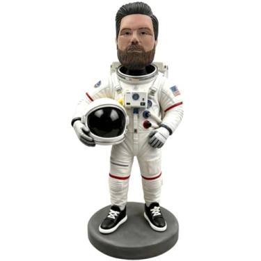 Imagem de Boneca personalizada que balança a cabeça gravada de astronauta aposentadoria, com base em fotos, para profissionais de astronautas no Natal/aniversário/aniversário/ação de graças