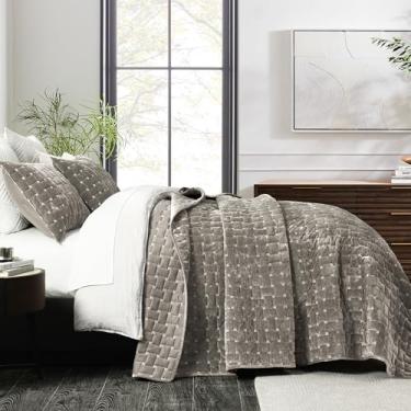Imagem de Grassix Conjunto de colcha de veludo luxuoso, tamanho Queen, 3 peças, edredom leve de veludo com fronhas, colcha acolchoada geométrica para todas as estações, marrom mocha, 228,6 cm x 243,8 cm