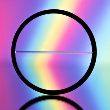 Imagem de Prism Lens FX Filtro FX Cromático Flare | Rosca Circular de 82 mm | Cria Raios Anamórficos Únicos e Coloridos! | Para Foto e Vídeo | Baseado nos EUA