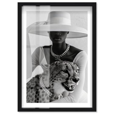 Imagem de Her Feral Grace Shadowbox Print Glam Wall Decor por Notoriart, moldura preta, 43 x 63 cm