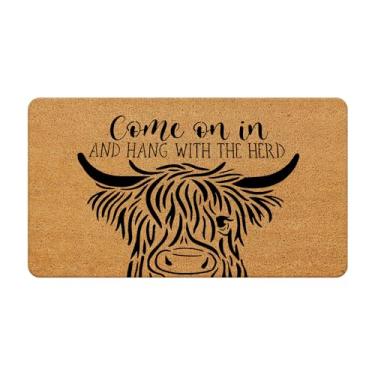 Imagem de Likjad Tapetes engraçados de boas-vindas ao ar livre - Tapete de porta da frente Highland Cow Decor Entrada externa, entre e pendure com o tapete de boas-vindas The Herd, tapetes de porta internos