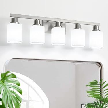 Imagem de DIKAIDA Luminária de banheiro de 5 luzes, luzes de banheiro de níquel escovado com vidro fosco quadrado, luminárias de parede de banheiro modernas sobre o espelho, iluminação de arandelas de parede