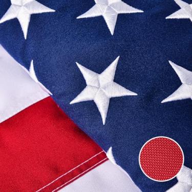 Imagem de Bandeira americana para exterior de 9 x 1,5 m, poliéster de luxo resistente, série super resistente a rasgos e à prova d'água, vento forte para todos os climas, bandeira dos EUA com estrelas bordadas