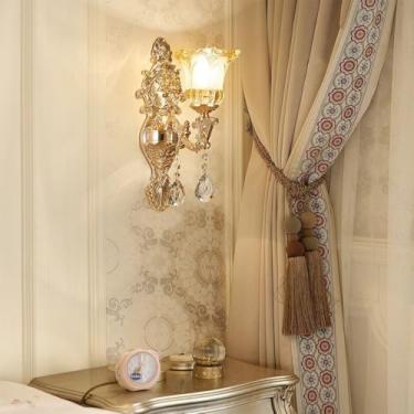 Imagem de Luminária de parede contemporânea de cristal para interiores, estilo europeu, luxuosa, com LED, para decoração de sala de estar, quarto, escritório, quarto modelo, hotel, casa de campo, corr