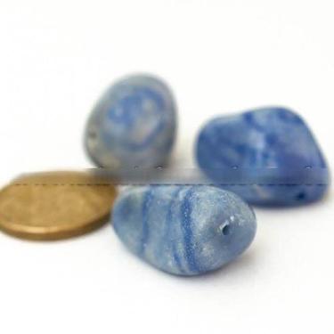 Imagem de Pedra Quartzo Azul Rolada p Pingente Furo Vazado Horizontal - Cristais