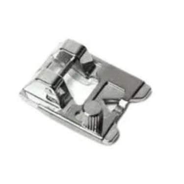 Imagem de Calcador de Metal para Lantejoula Cordão e Fitas com Regulagem - Megat