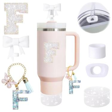 Imagem de Conjunto de 6 peças de acessórios de copo Stanley branco adequado para Stanley Cup 850.5 g 1,134 g, incluindo pingente de alça, adesivo inicial personalizado, topo de palha, bota de silicone