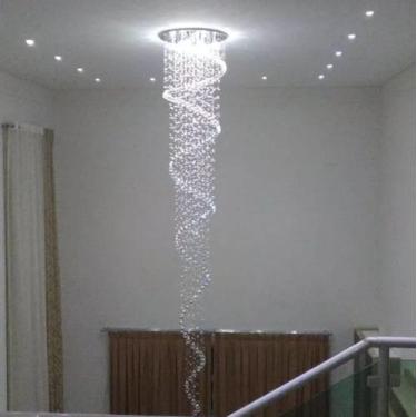 Imagem de Lustre Espiral Para Vão De Escada/ Pé Direito Duplo Com 4 Metros De Al