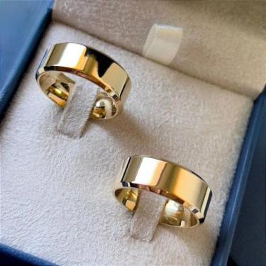 Imagem de Par de Alianças de Casamento Chanfrada 8mm 29 gramas em Ouro Amarelo 1