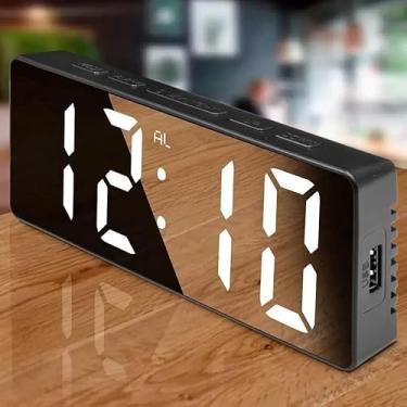 Imagem de Relógio Despertador Digital De Mesa 16X2.5X6cm Alarme Temperatura Pilha AAA Usb Preto Com Led(Preto Com Led Branca)