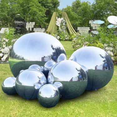 Imagem de 6 bolas espelhadas infláveis prateadas, grandes bolas brilhantes com bomba de ar elétrica, conjunto de esferas refletivas reutilizáveis para decoração de festas, eventos, piscina, adereços de fotos
