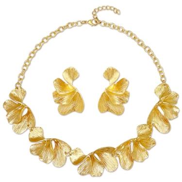 Imagem de YBMYCM Conjunto de colar de ouro grosso para mulheres, vintage, design floral, brincos de declaração, gargantilha irregular, para festa, casamento, formatura, conjunto de joias, Adjustable, Cobre, Sem
