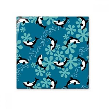 Imagem de Desenho de golfinhos baleias ondas azuis azulejo de cerâmica brilhante decalque pedra adornada tijolo vitrificado