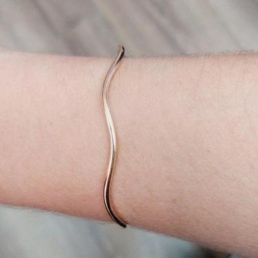 Imagem de Bracelete Feminino Folheado A Ouro Ondulado - FAMA FOLHEADOS