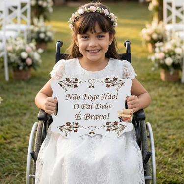 Imagem de Plaquinha Placa Casamento Lá Vem A Noiva MDF Personalizada Frases Entrada Noiva Pajem Daminha (Lá vem a noiva, MDF Cru) (Não foge não! O pai é bravo!, Branco)