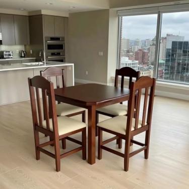 Imagem de Mesa de Jantar de Madeira Maciça com 4 Cadeiras Estofadas