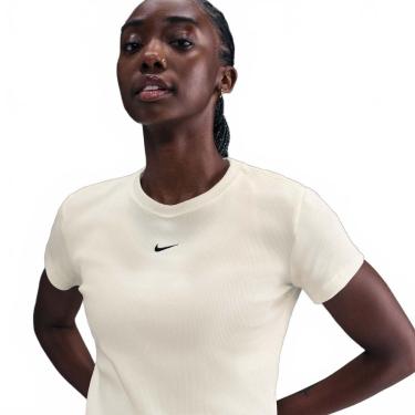Imagem de Camiseta Nike Sportswear Feminina-Feminino