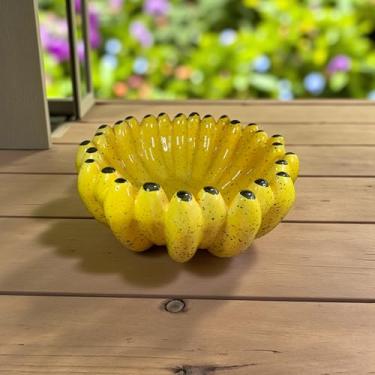 Imagem de Fruteira Grande Decorada Em Bana 29cm Feita de Cerâmica Esmaltada