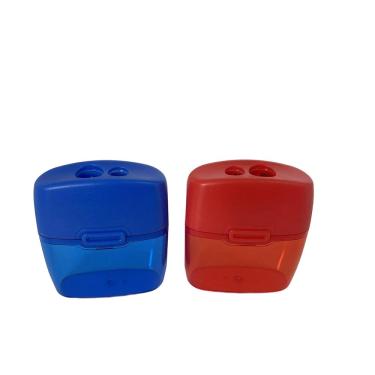 Imagem de APONTADOR COM 2 FUROS E COM DEPÓSITO - AZUL OU VERMELHO - 5,7x2,8x6,3 CM - SCHOOL BASICS