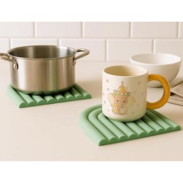 Imagem de Trivets de silicone coloridos e funcionais para panelas e frigideiras quentes - Suportes modernos e resistentes ao calor para bancada, almofadas quentes, tapetes de trivet multiuso, descanso de colher