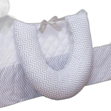 Imagem de Almofada Amamentação Chevron Cinza