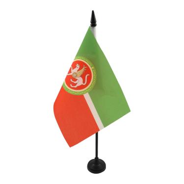 Imagem de Bandeira de mesa da República de Tatarstan AZ bandeira de mesa de 12,7 x 20,3 cm – Bandeira de mesa tártara 21 x 14 cm – Bastão de plástico preto e base