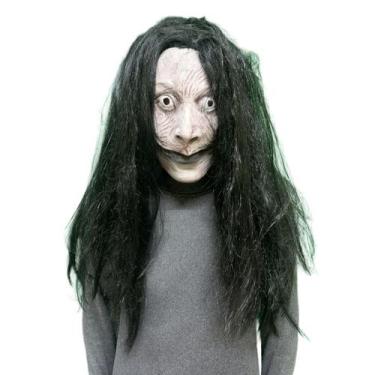Imagem de Máscara de bruxa assustadora com longos cabelos negros, rosto de fanta
