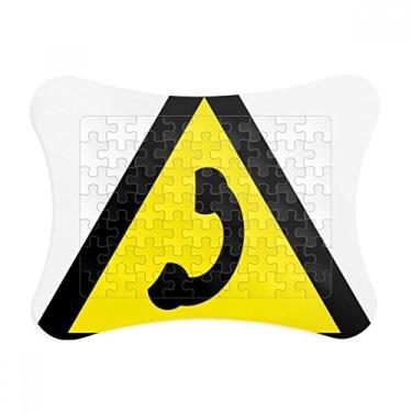 Imagem de Símbolo de aviso amarelo preto chamando triângulo proibido moldura de quebra-cabeça decoração de imagem enfeite de jogo