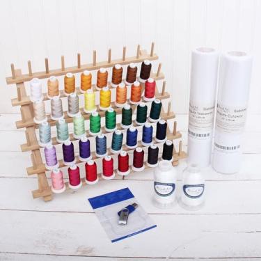 Imagem de Threadart Conjunto de iniciante para máquina de bordado | 40 carretéis de 500 m linha 40wt, 50 designs de bordado, estabilizador, fio de bobina, rack | para máquinas Brother Babylock Janome Singer