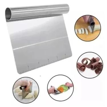 Imagem de Espátula Raspador de Aço Inoxidável Multiuso para Cozinha com Régua Integrada - Ideal para Massas, Bolos, Legumes e Chocolates