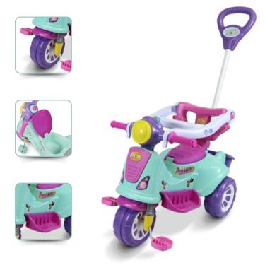 Imagem de Triciclo Infantil com empurrador pedal, aro de proteção e haste com suporte de bolsa