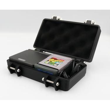 Imagem de Game Boy Advance SP Rugged Protective Carrying Case - Holds Original, GBC, GBA Games and USB Cable
