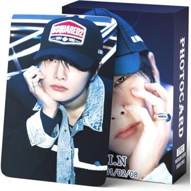 Imagem de Yuto Stray Photocards 127 PCS Photo Cards Stray Kids Dominate World Tour Photocards lomo Card Gift Lomo Cards Merch for Boys and Girls (I.n)