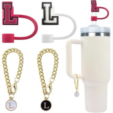 Imagem de 4 peças de acessório de garrafa de água com letras fofas compatíveis com copos Stanley, tampa de cobertura de canudo à prova de poeira de silicone, pingente de chaveiro de copo personalizado