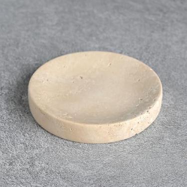 Imagem de Prato pequeno de travertino de 10 cm, bandeja de bugigangas de pedra bege natural para anéis, brincos, colares, saboneteira redonda de travertino para banheiro e cozinha, tigela decorativa minimalista