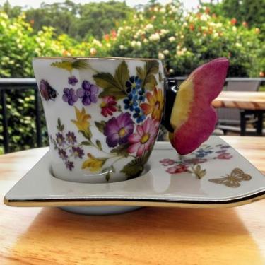 Imagem de Xícara de Porcelana com Pires - Tema Borboleta/com Ouro