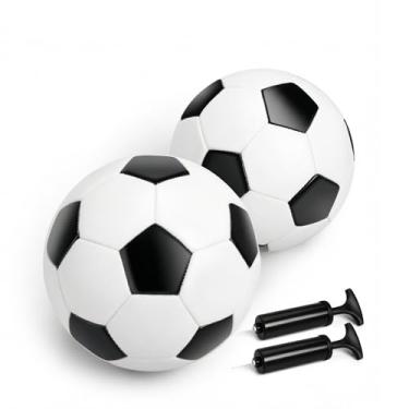 Imagem de Bolas de futebol tamanho 4 para crianças de 8 a 12 anos - Conjunto de 2 bolas de futebol e 2 bombas - Tamanho e peso oficiais - Capa macia clássica para uso interno e externo - Presentes ideais para