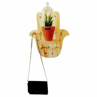 Imagem de KIAGA, Prateleira Pegboard Mão Hamsa Em Madeira Pinus com 6 Pinos e 1 Prateleira 10cm Cor:PINUS NATURAL;Tamanho:30X35 CM