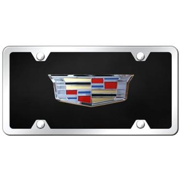 Imagem de Au-TOMOTIVE GOLD, INC. Logotipo cromado oficialmente licenciado em kit de placa de licença de acrílico preto para Cadillac