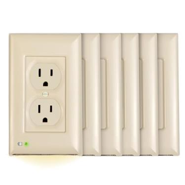 Imagem de briteOWL - Placa de tomada iluminada e luz noturna de LED, capa de tomada de parede para quedas de energia durante tempestades de gelo e furacões, itens de preparação, pacote com 6 tampas de tomadas