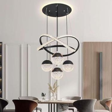 Imagem de Luminária pendente moderna com anel e 4 bolas, lustre LED de 90W, dimerizável, com cristal e altura ajustável, ideal para decoração de teto em salas de jantar, salas de estar e ilhas de cozi